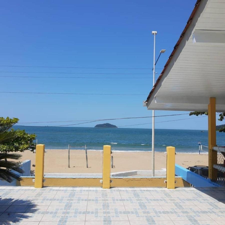 Mansao Ouro Verde Vlc Frente Para O Mar Com Piscina Piçarras Exteriér fotografie